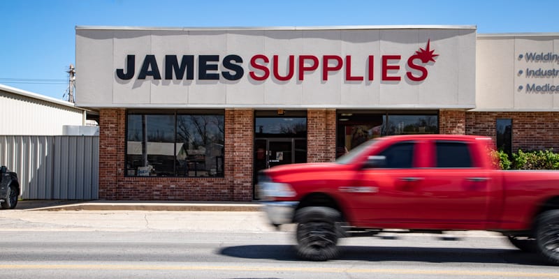 Medical and Industrial Gas Transportation | James Supplies